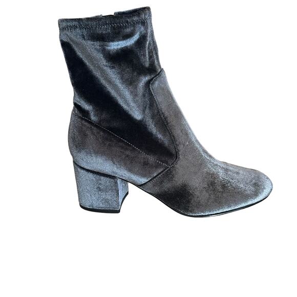 Ivanka Trump Presli  velvet booties grey size 7. - Picture 5 of 10